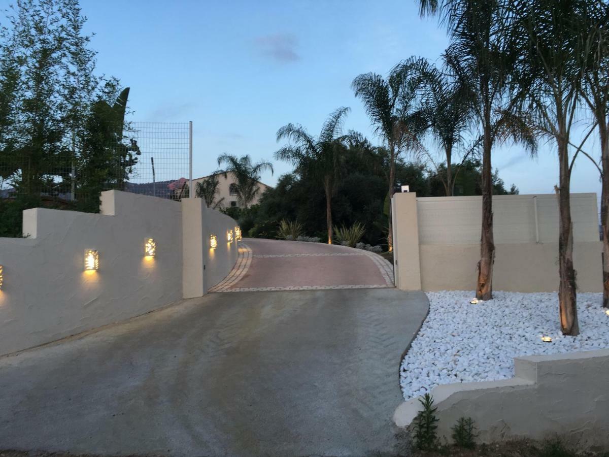 Villa Torrella Аячо Екстериор снимка